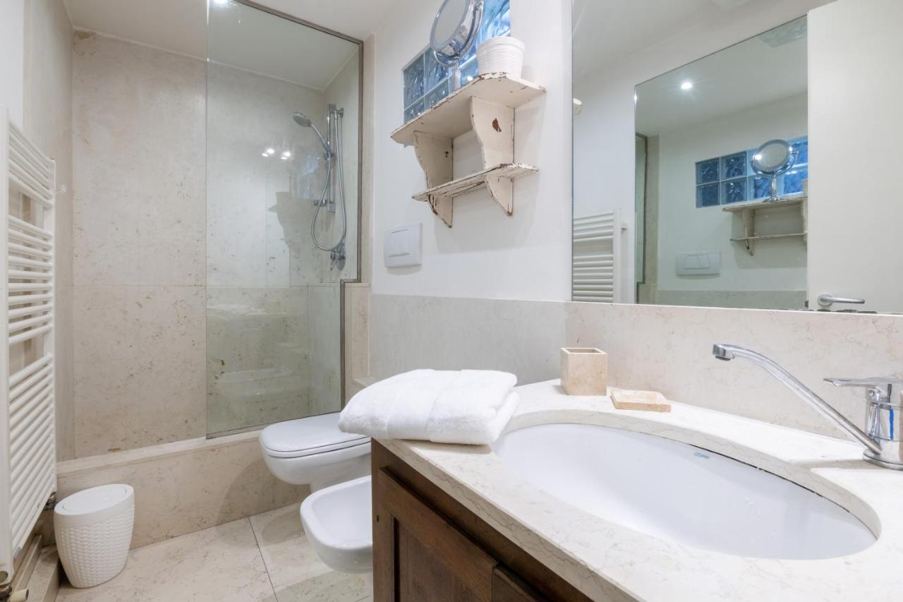 Exclusive Elegant Apartment In Pieno Centro! X4 Rimini Eksteriør billede