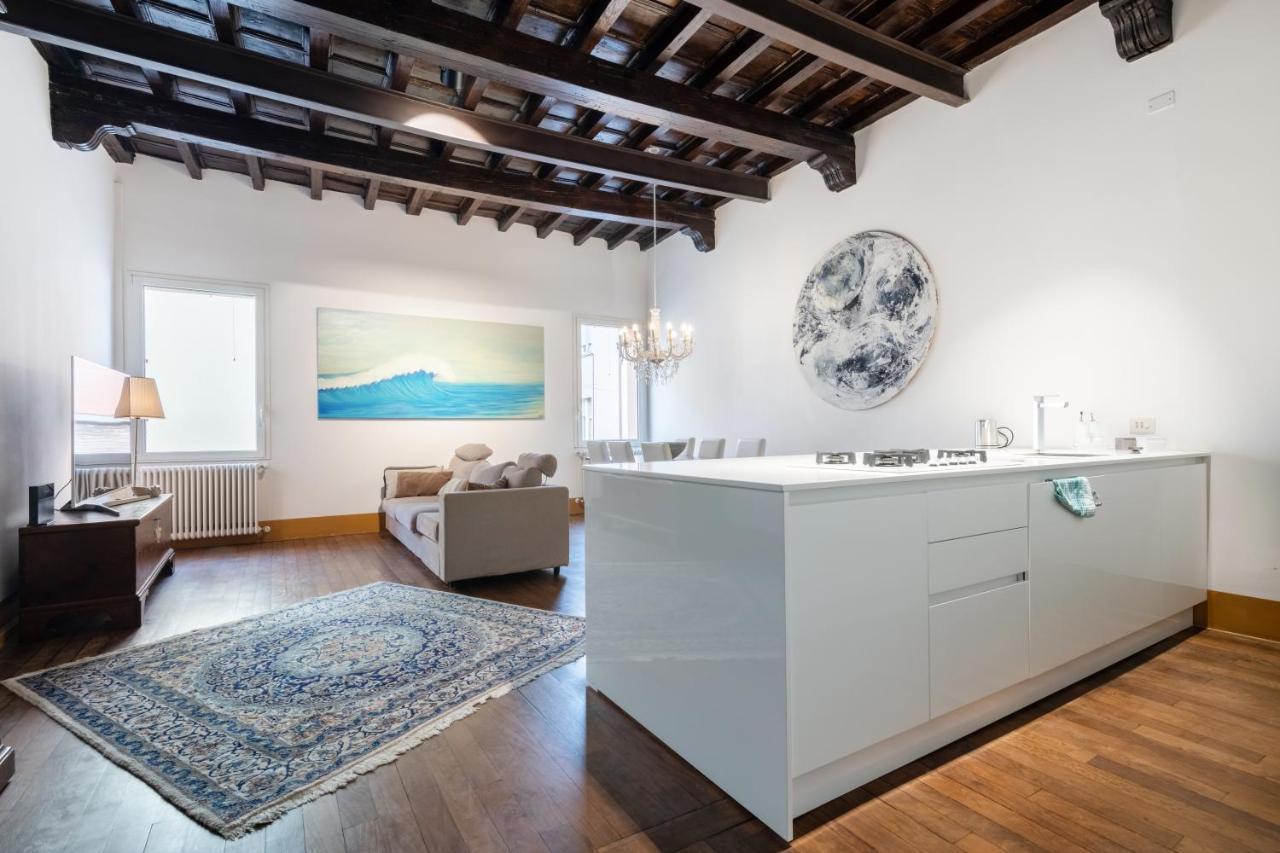 Exclusive Elegant Apartment In Pieno Centro! X4 Rimini Eksteriør billede